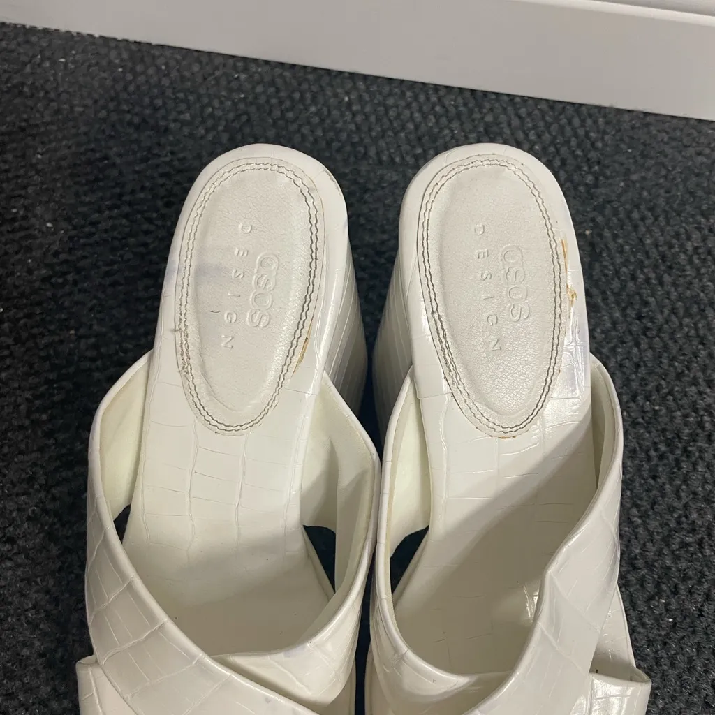 ASOS White Croc platform chunky heels sandals size 11 - Image 4