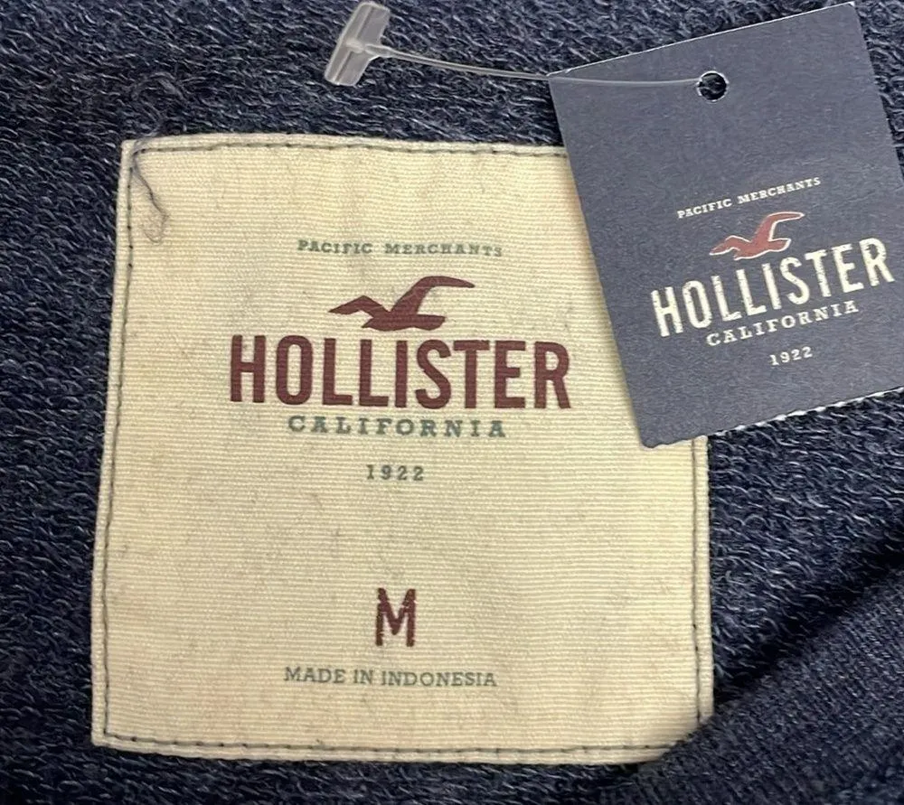 NWT  Heather Blue with Silver Print Long Sleeve Women's Sweatshirt M - Image 10