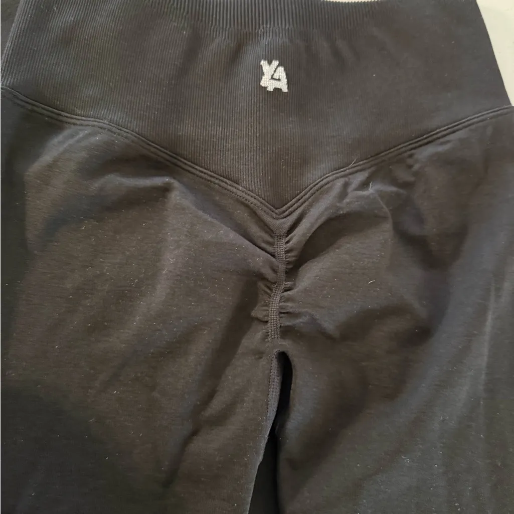 YoungLA Legacy Seamless Leggings black V - Image 2