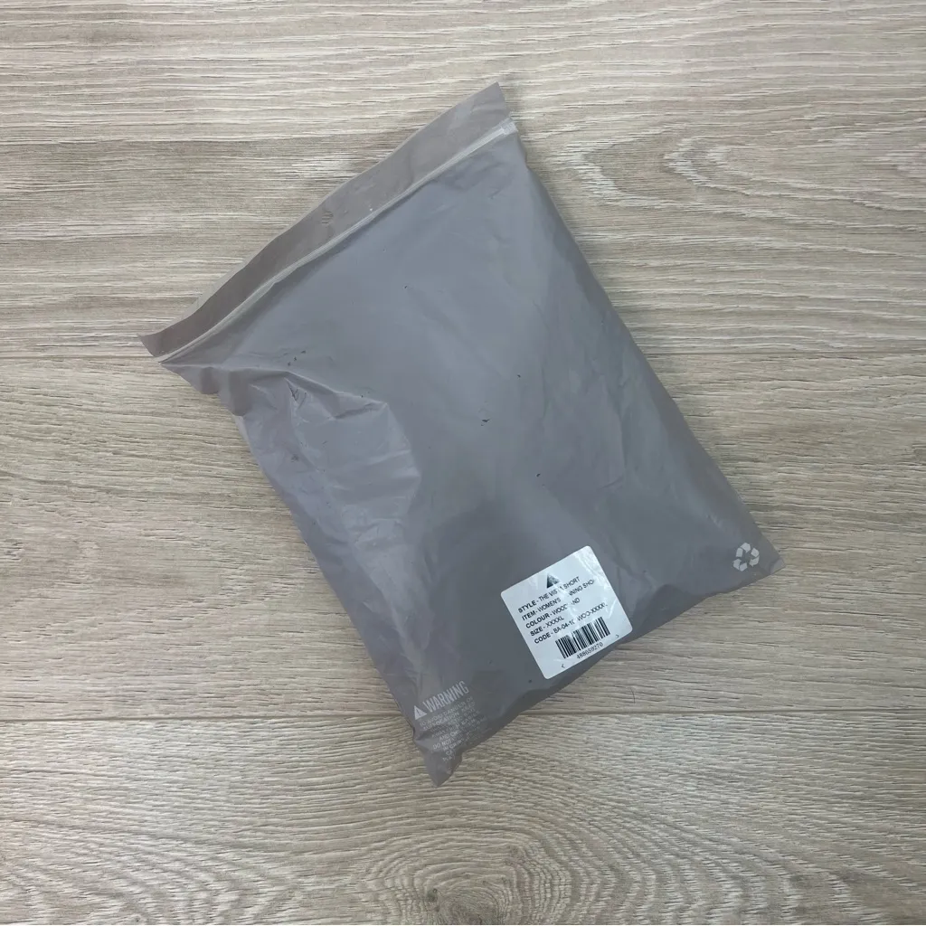 NEW Balance Athletica Vitality Woodland Green The Vista Short - Image 3