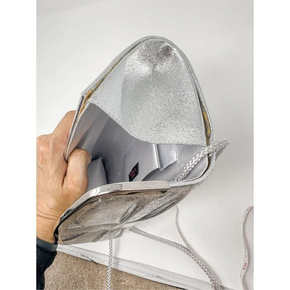 Vintage Touch of Nina Women's Metallic Magnetic Clutch Shoulder Bag Silver OS - Image 10