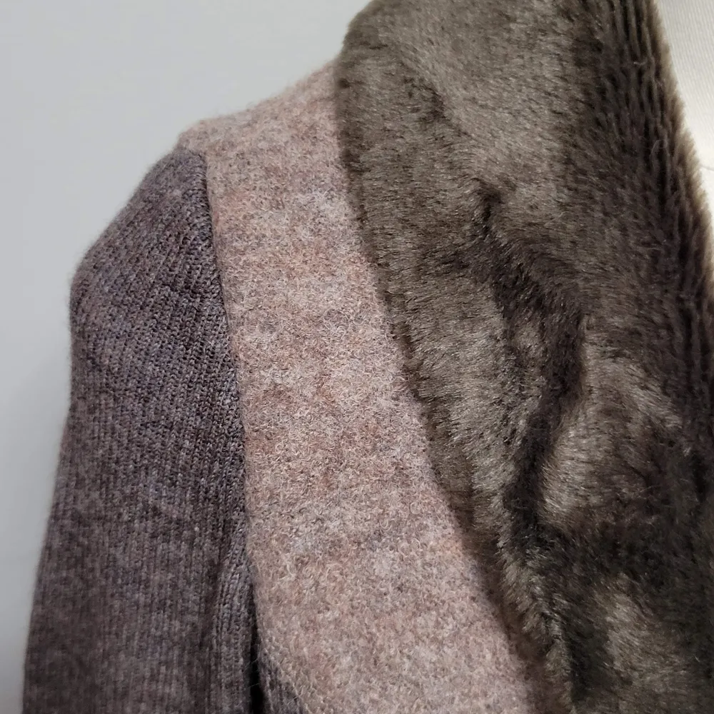 Roz & Ali brown tonal wool faux fur ribbed sleeve blazer size small - Image 2