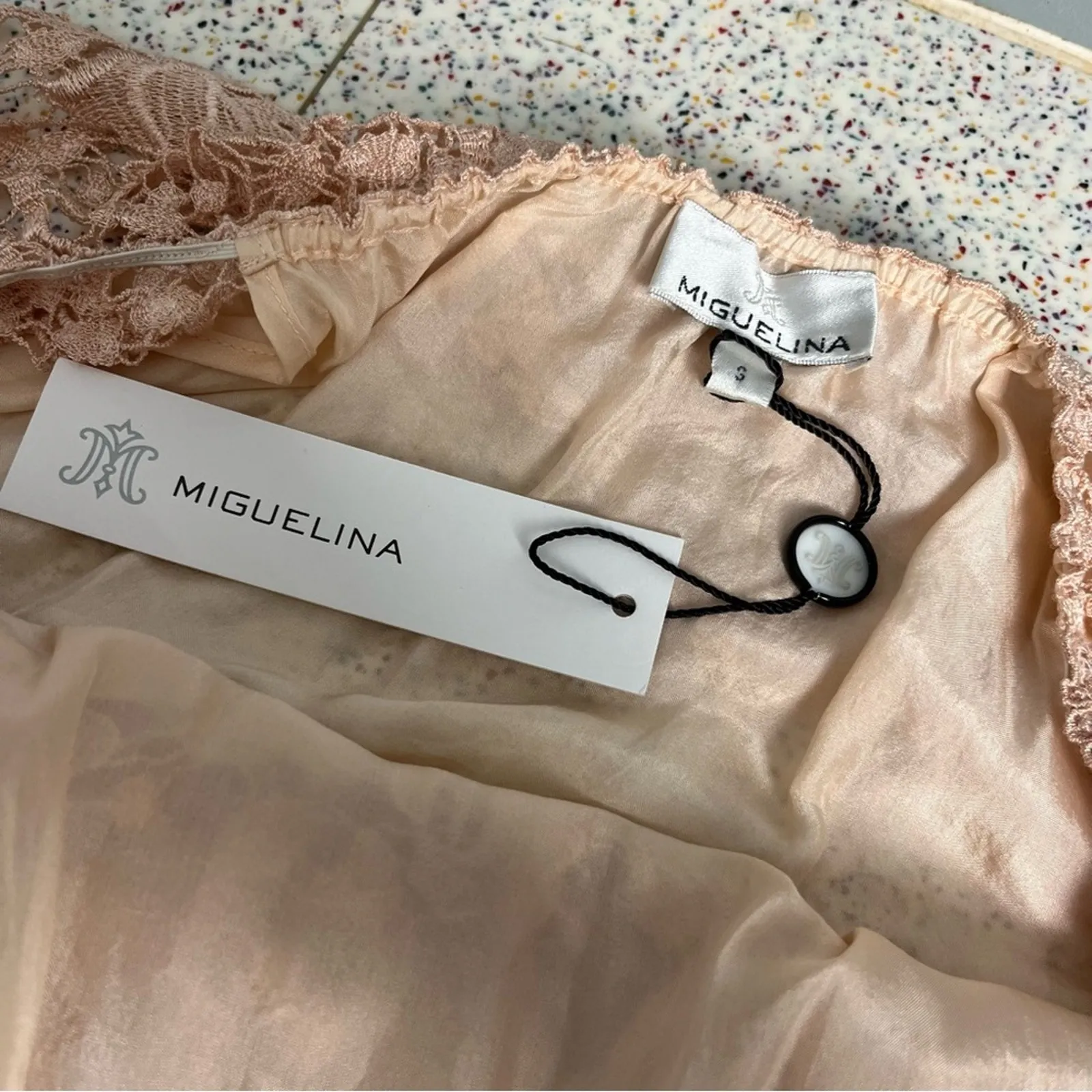 NWT Miguelina Angelica Tiered Lace Tank Top Blouse Mauve Pink Size Small - Image 3