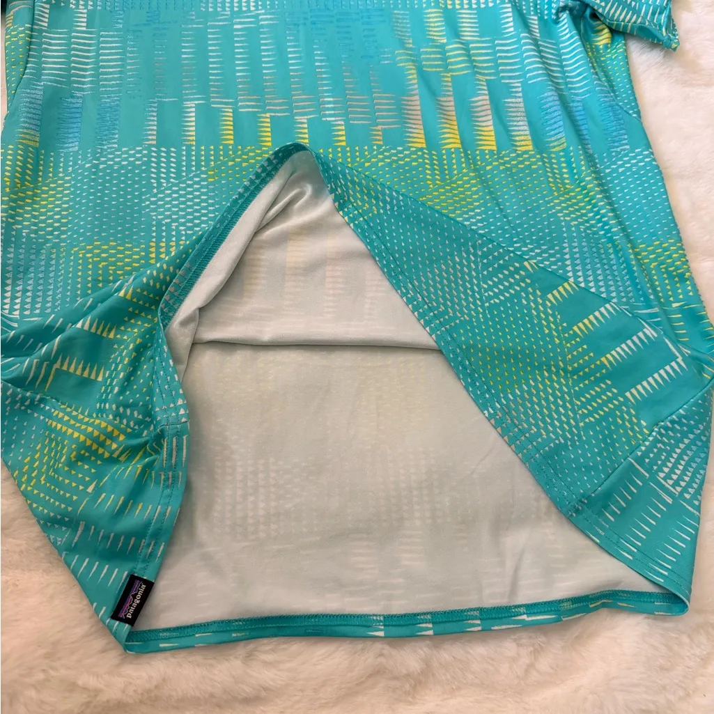 Patagonia Turquoise and Yellow Capilene Baselayer - Image 5