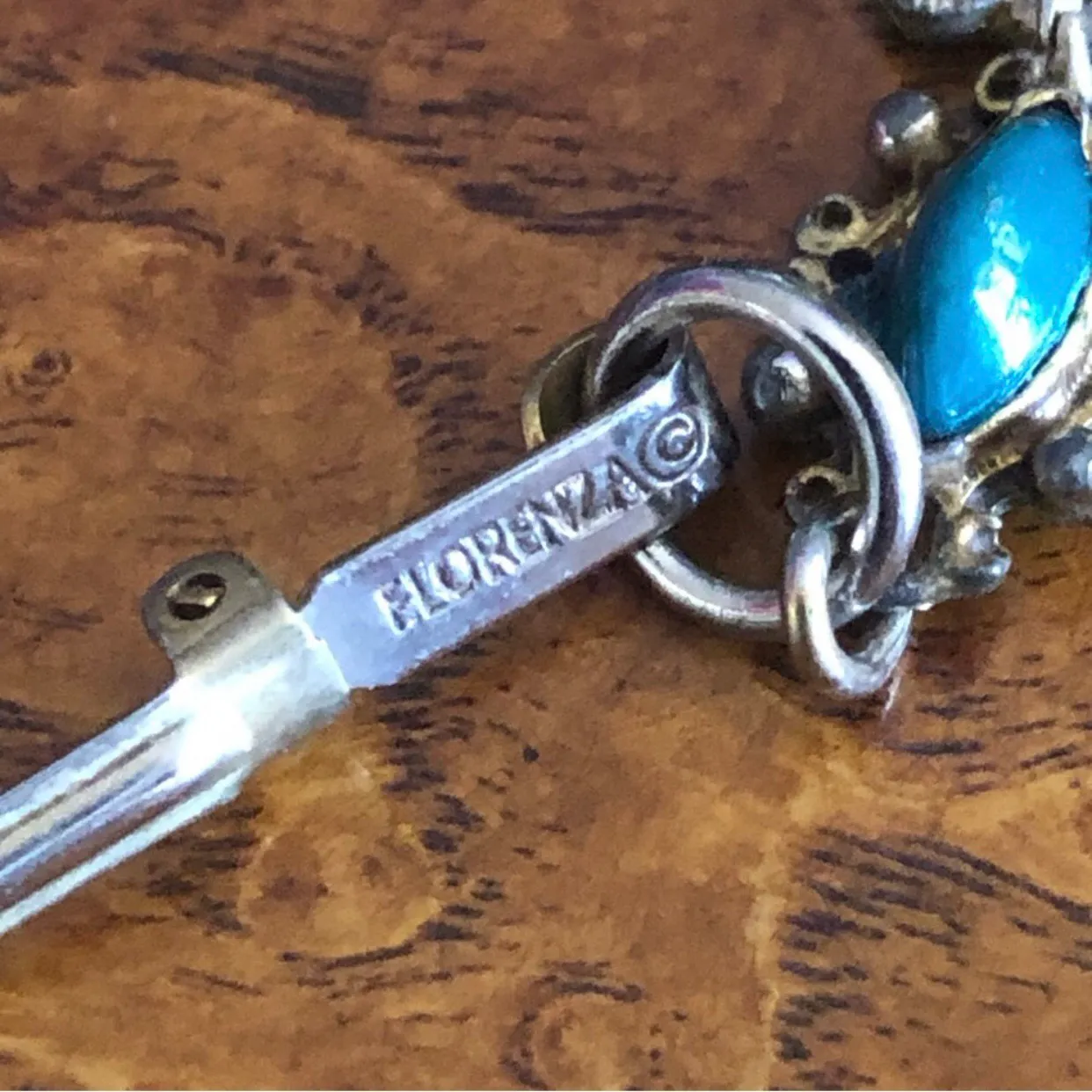 Vintage Florenza green marquis dome stone bracelet - Image 3