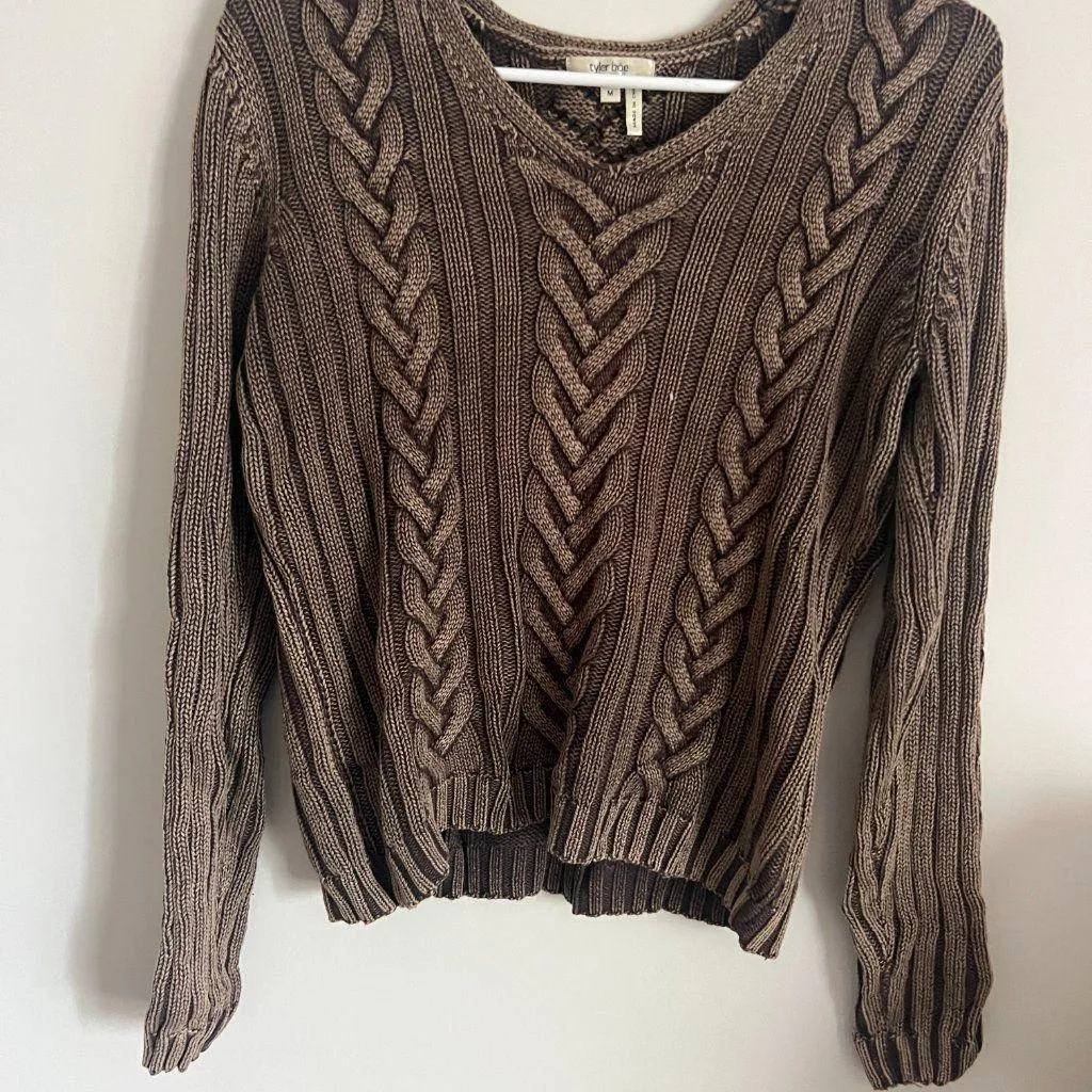 Tyler Boe medium sweater - Image 5