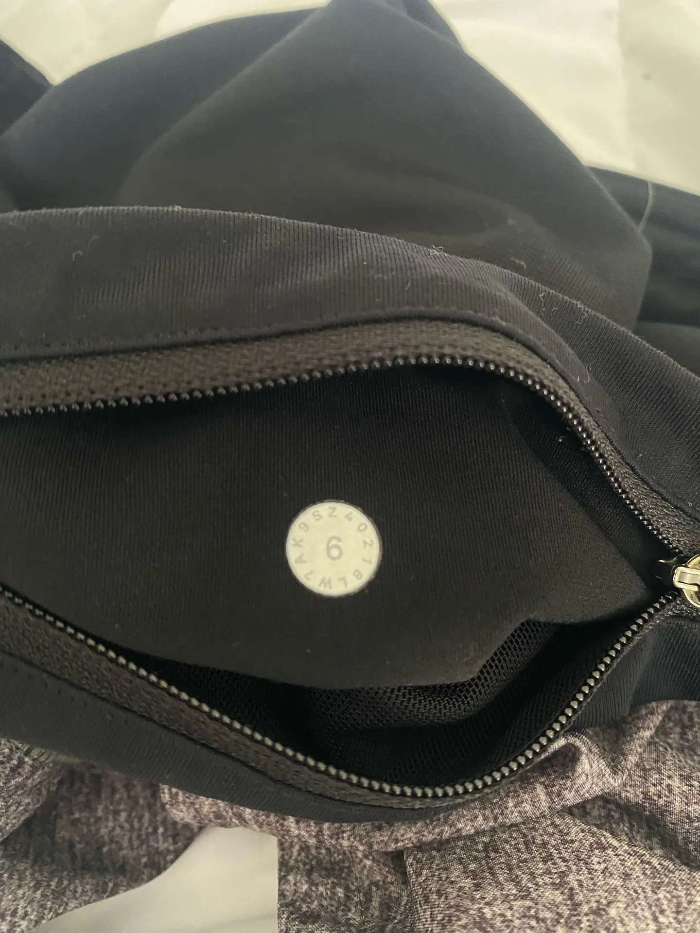 Lululemon Speed Up Shorts - Image 4