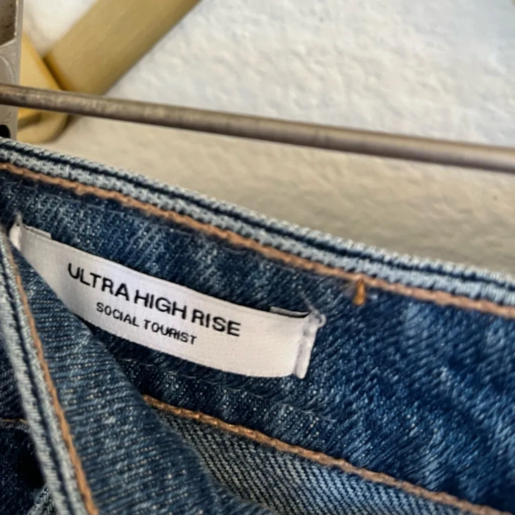 Social Tourist Ultra High Waisted Dark Wash Denim Baggy Loose Cargo Jean Pant 29 Blue - Image 4