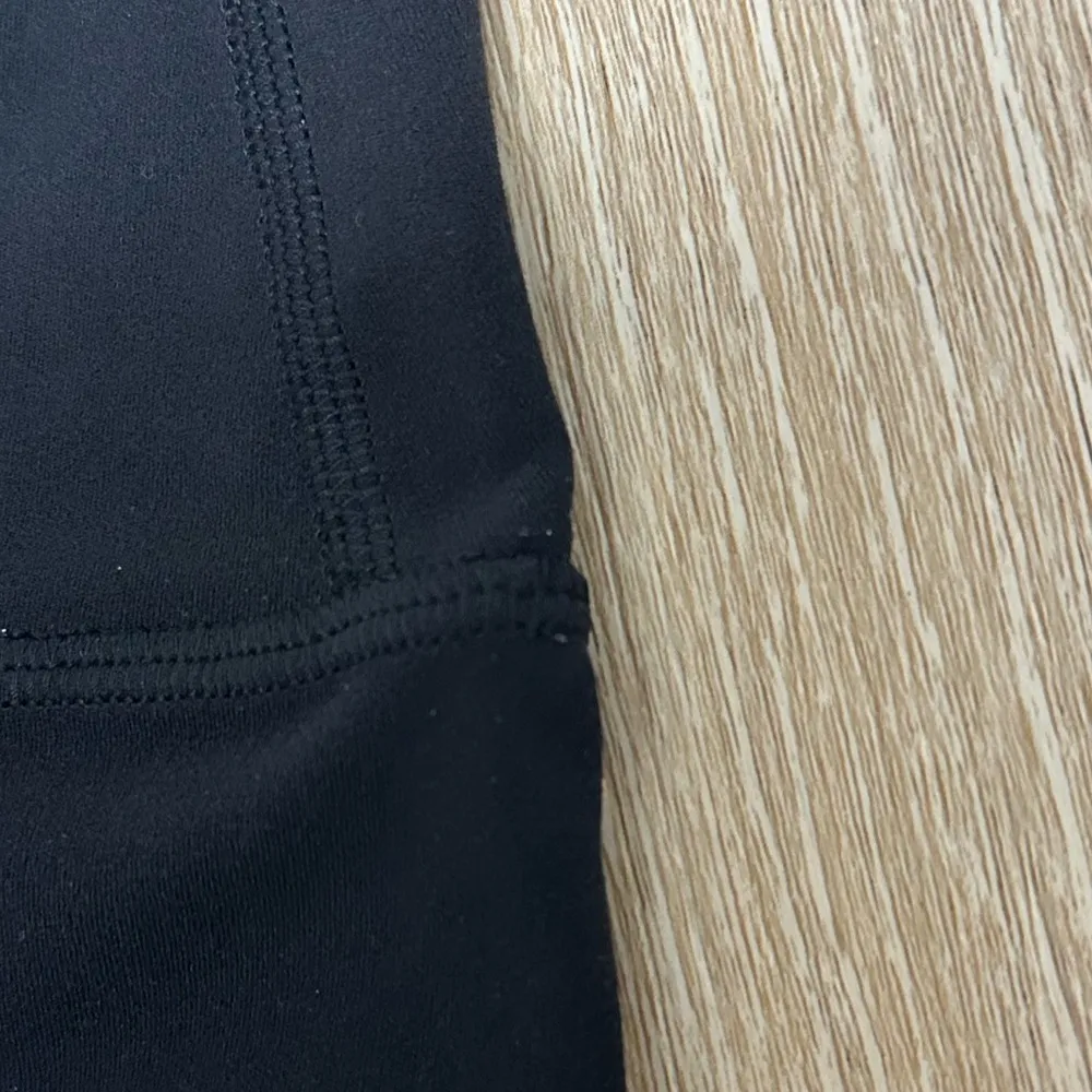 Lululemon Align Super High Rise Short *10” in Black Size 2 - Image 12