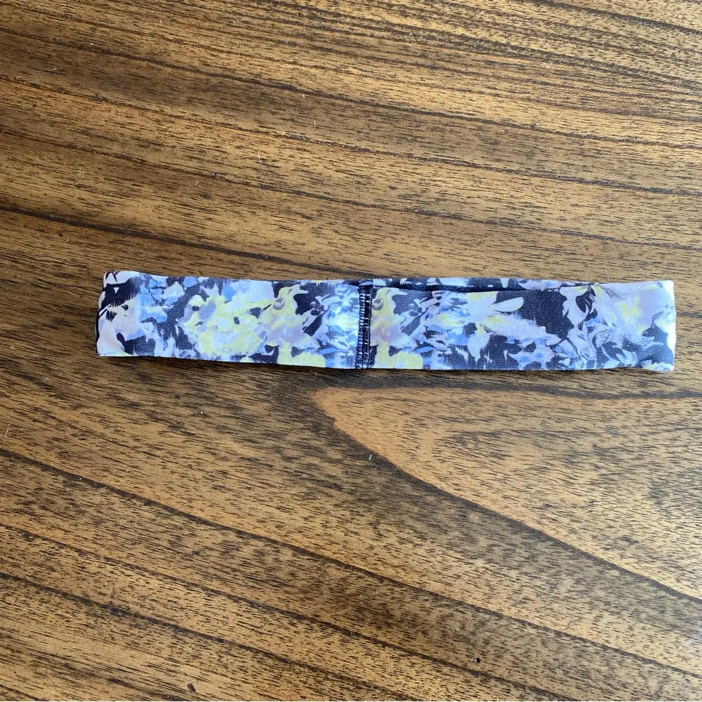 NEW! Lululemon Skinny Fly Away Tamer Crosscourt Petal Black Clarity Yellow - Image 4