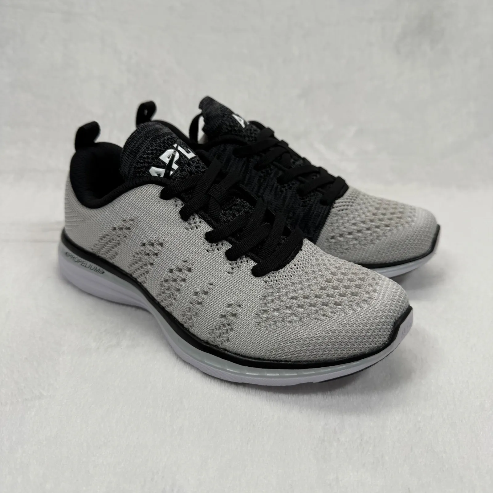 APL Techloom Pro Running Athletic Shoes White Black‎ Cosmic Grey Size 5 - Image 4