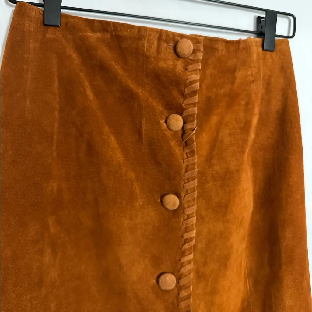 NWT Cedars Saks Fifth Avenue Suede Button Skirt Vintage Size 10 Cognac Brown - Image 4