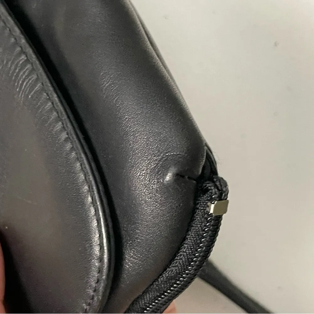 HOBO Purse Crossbody Leather Wallet Credit Card Slots Pen Adjustable Soft Black - Image 10