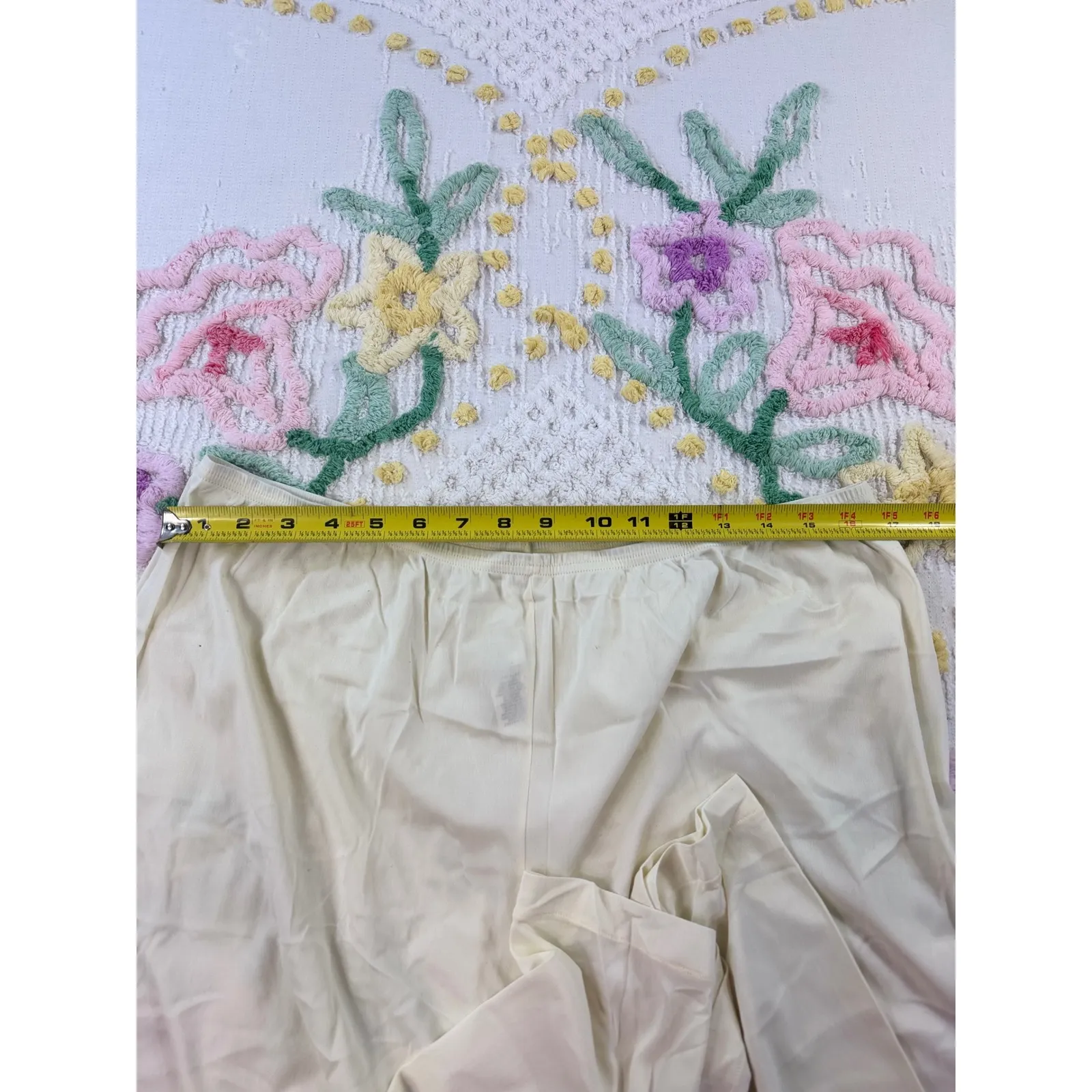 Vanity Fair Pajama Set Cream Lace V Neck Button Front Short Sleeve Pants XXL - Image 8