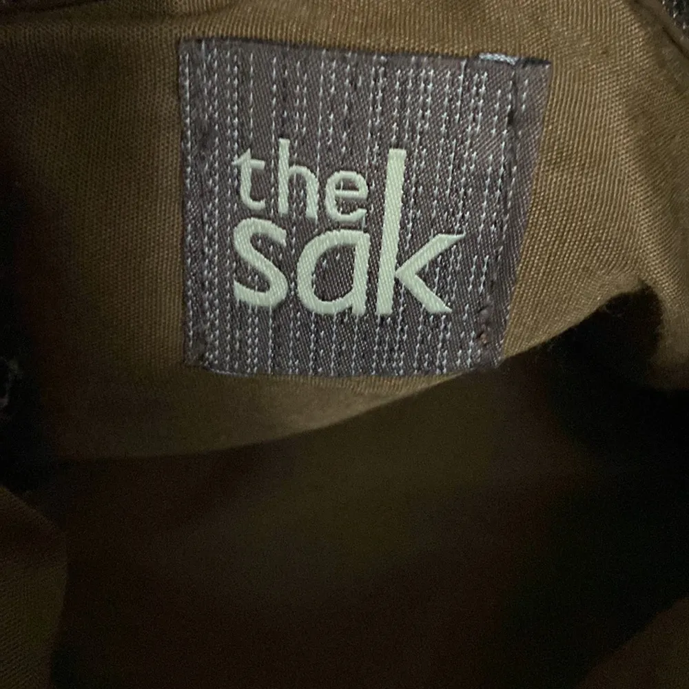 The SAK women’s toasty gold leather crossbody bag size 11”x12” - Image 8