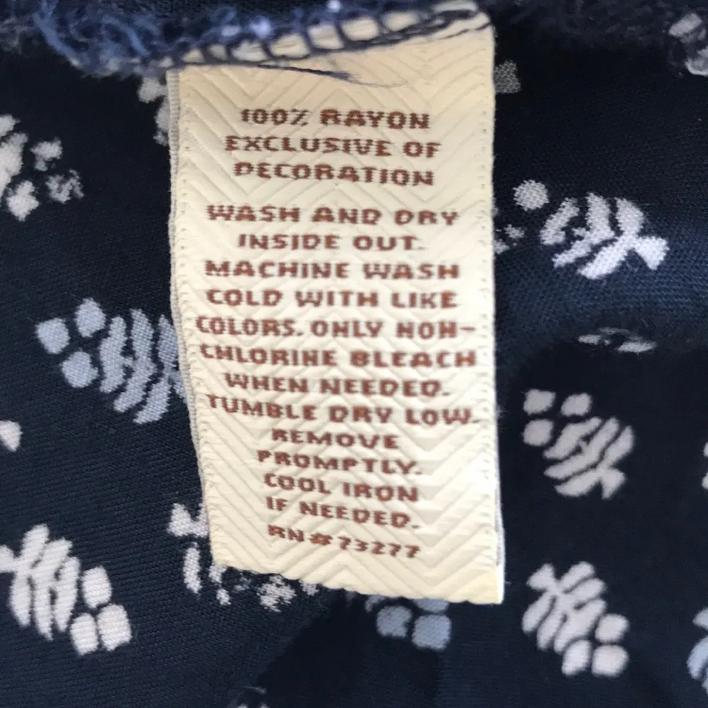 Sonoma Blue/White Short Sleeved Peasant Top Sz S - Image 6