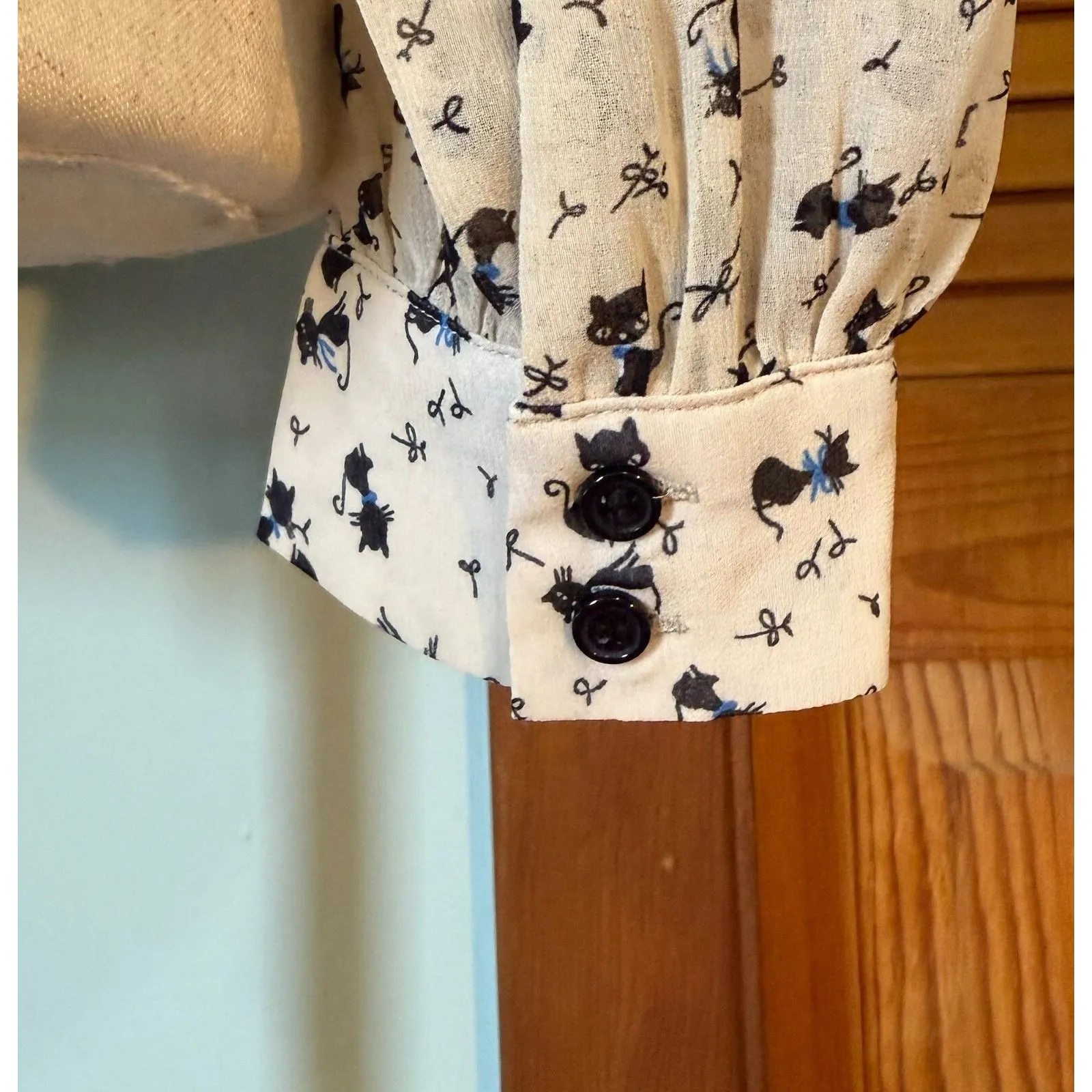 Ank Rouge J - Image 10