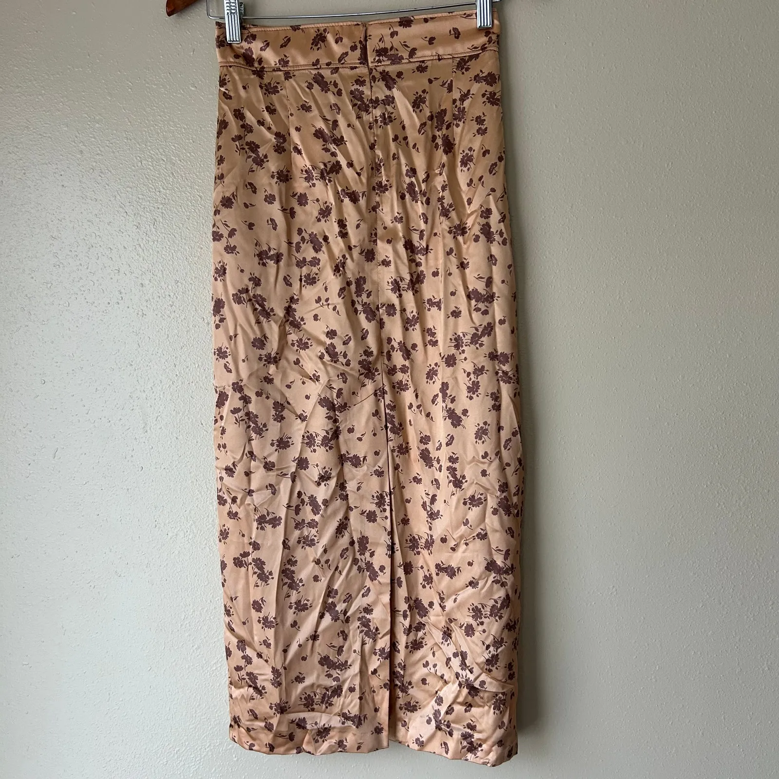Zara Pink Champagne Floral Midi Skirt Size XS - Image 2