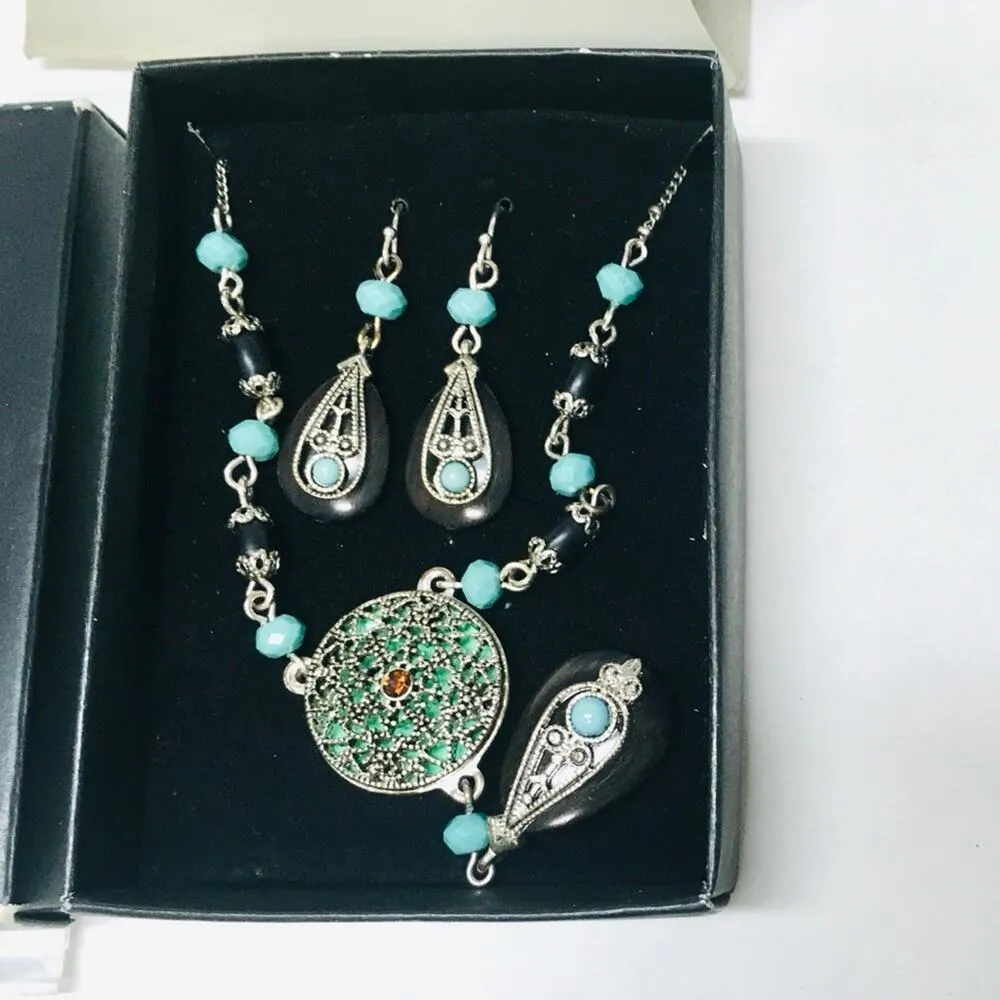 Avon Turquoise & Ebony Filigree Jewelry Set Blue - Image 3