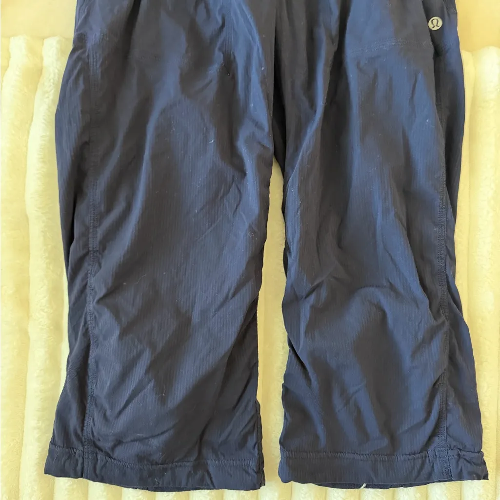 Lululemon Navy Blue dance studio cropped pants - Image 3