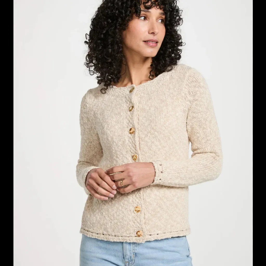 Aran Woollen Mills - Image 3
