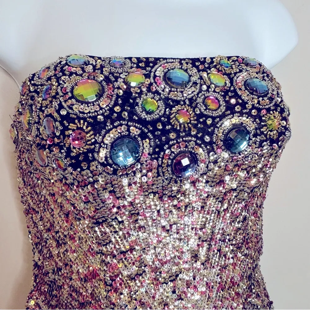 Sherri Hill Strapless Beaded and Sequin Silk Dress Size 4 - Image 4