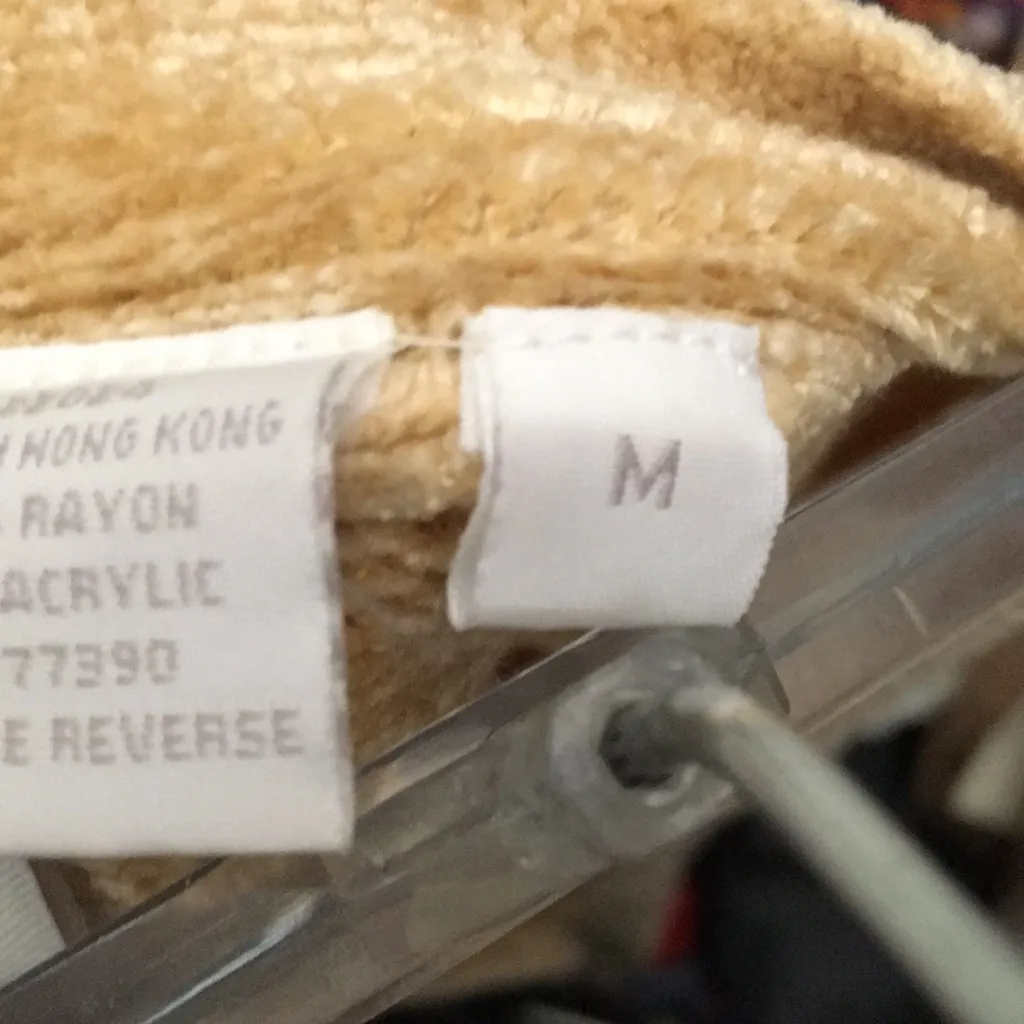 FINAL MARKDOWN Ladies chenille cardigan medium - Image 7