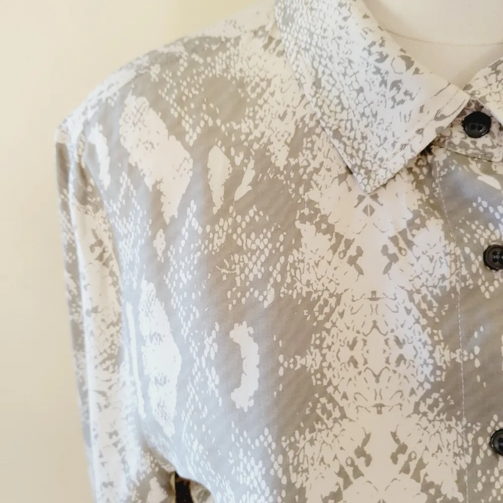 Dear John snake print button down size xs - Image 3