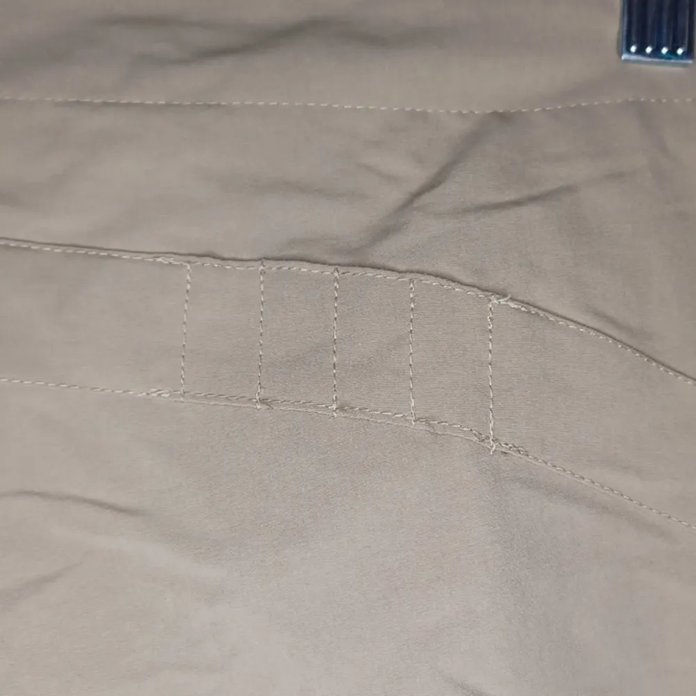 Oakley women's shorts - Image 8