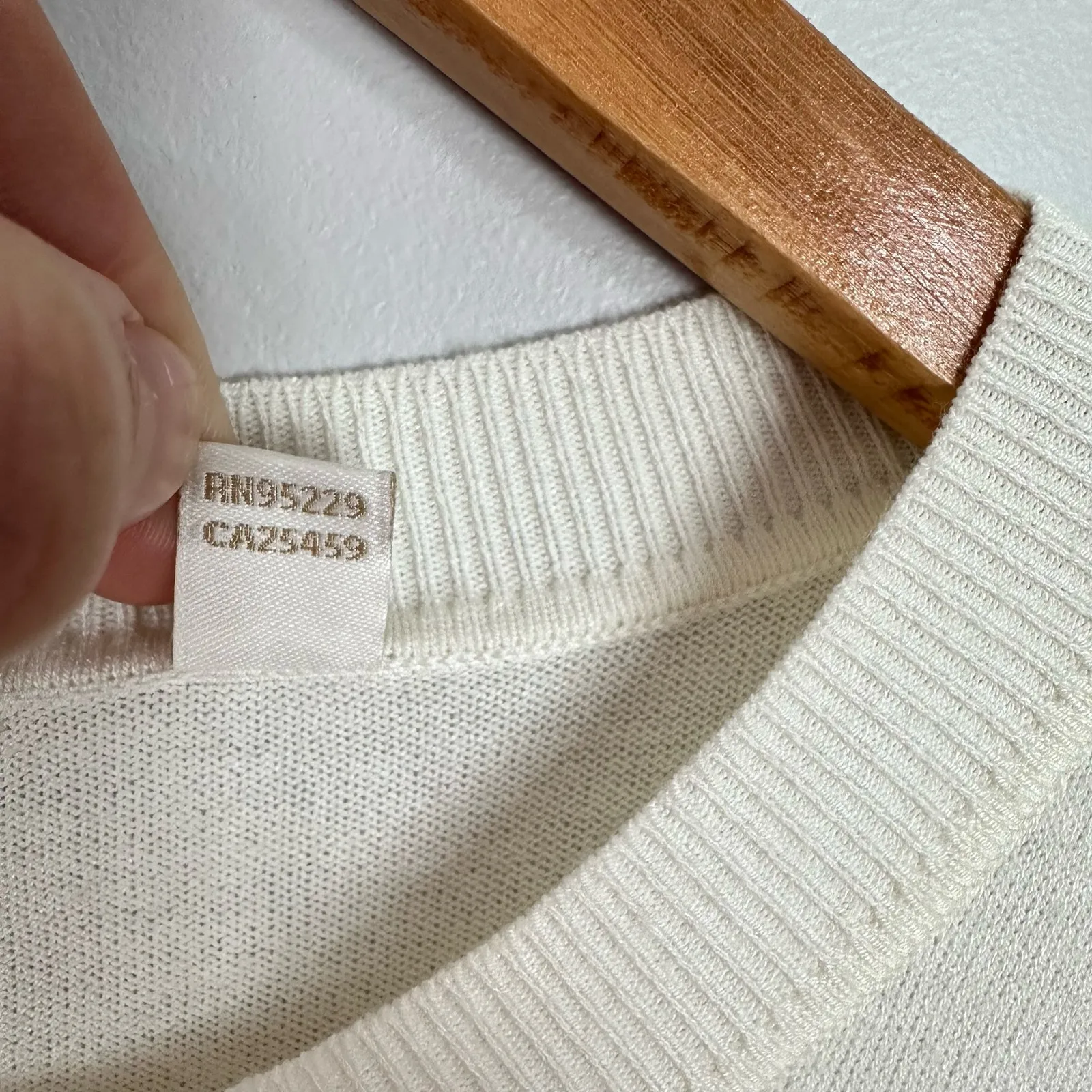 Ted Baker Yaline Ruffle Hem Woven Sweater Ivory Size Large - Image 9