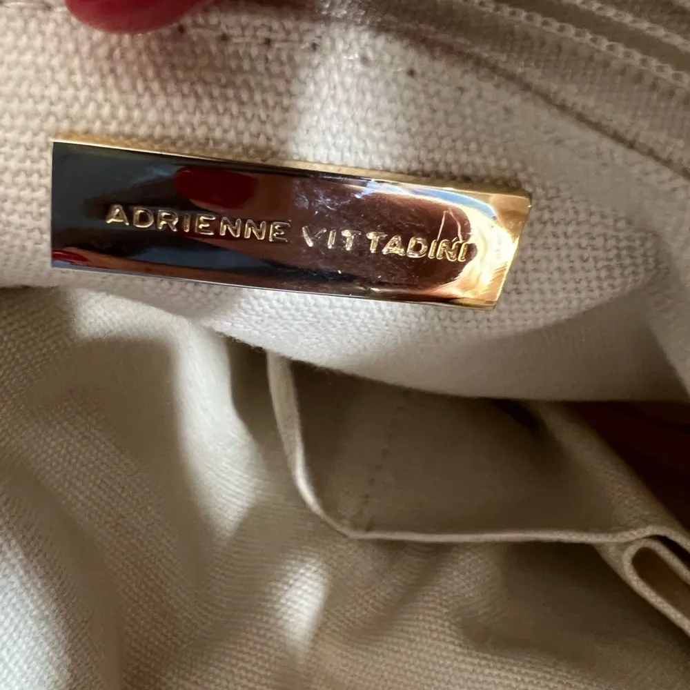 Adrienne vittadini crochet boho hand bag - Image 5