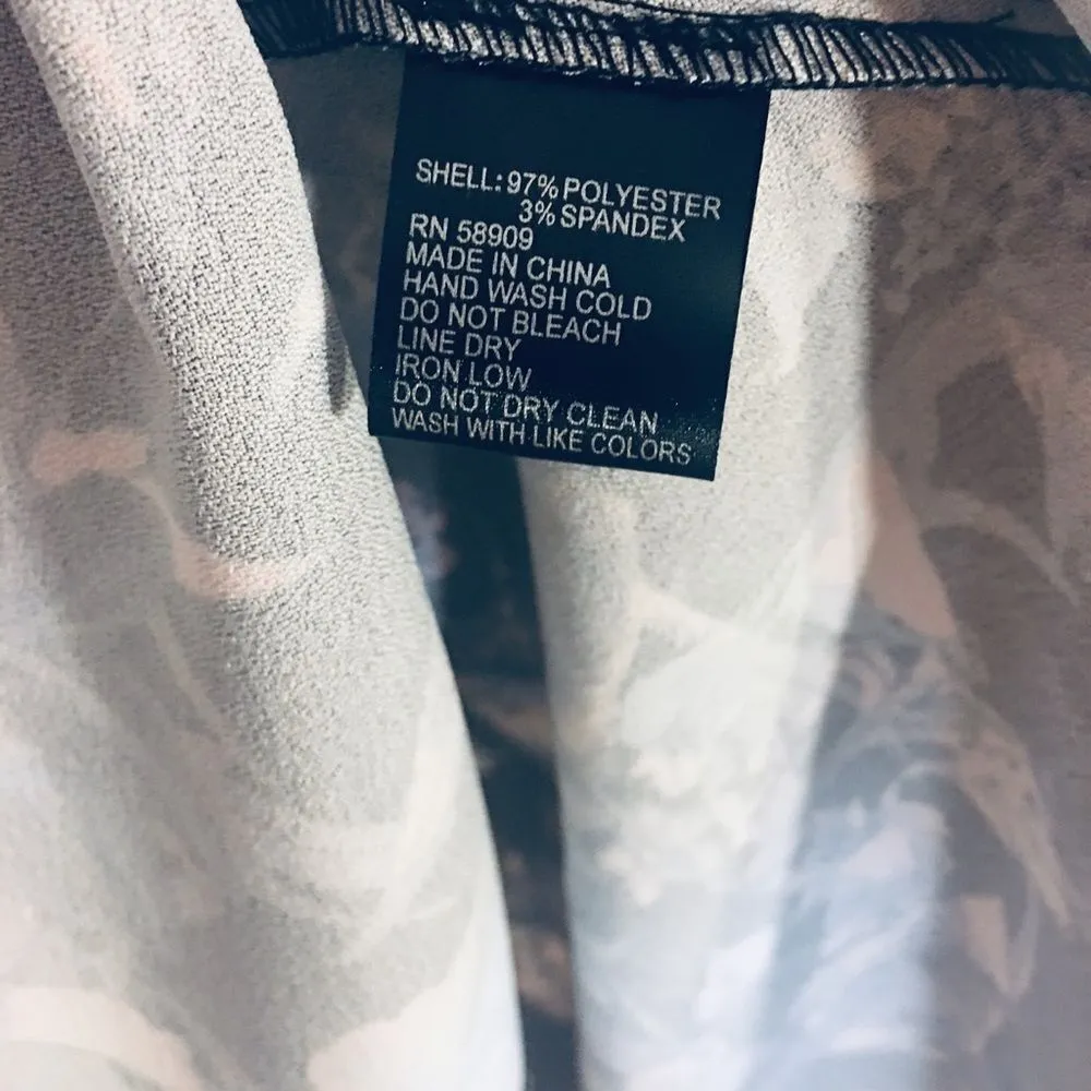 NEW Gianni Bini Retro Bell Sleeve Floral Dress - Image 6