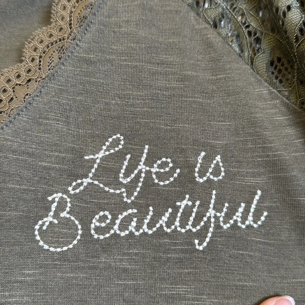 Torrid Life is Beautiful V-Neck Lace Sleeve Embroidered Shirt Size 1X NWT #2599 - Image 5