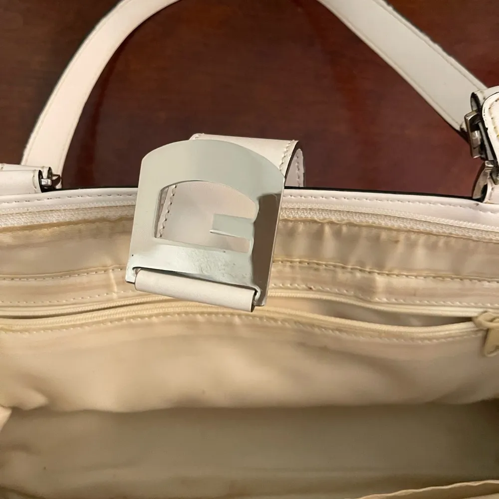 Vintage Y2K Guess White Shoulder Bag with Silver Details Satchel PU - Image 13