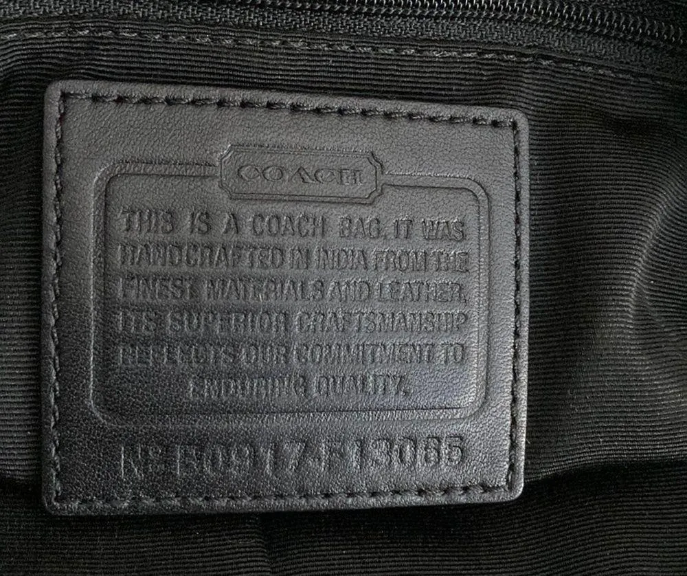 bag with leather trim and braiding. Great 12 1/2” L x 8 1/2” W x 8 1/2” D - Image 6