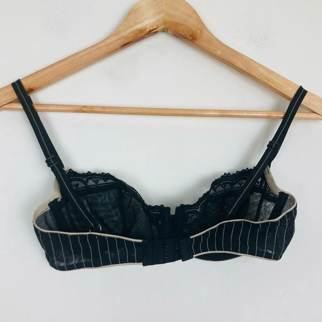 Chantelle made in France sheer black and white pinstripe balconette bra. 32D - Image 4
