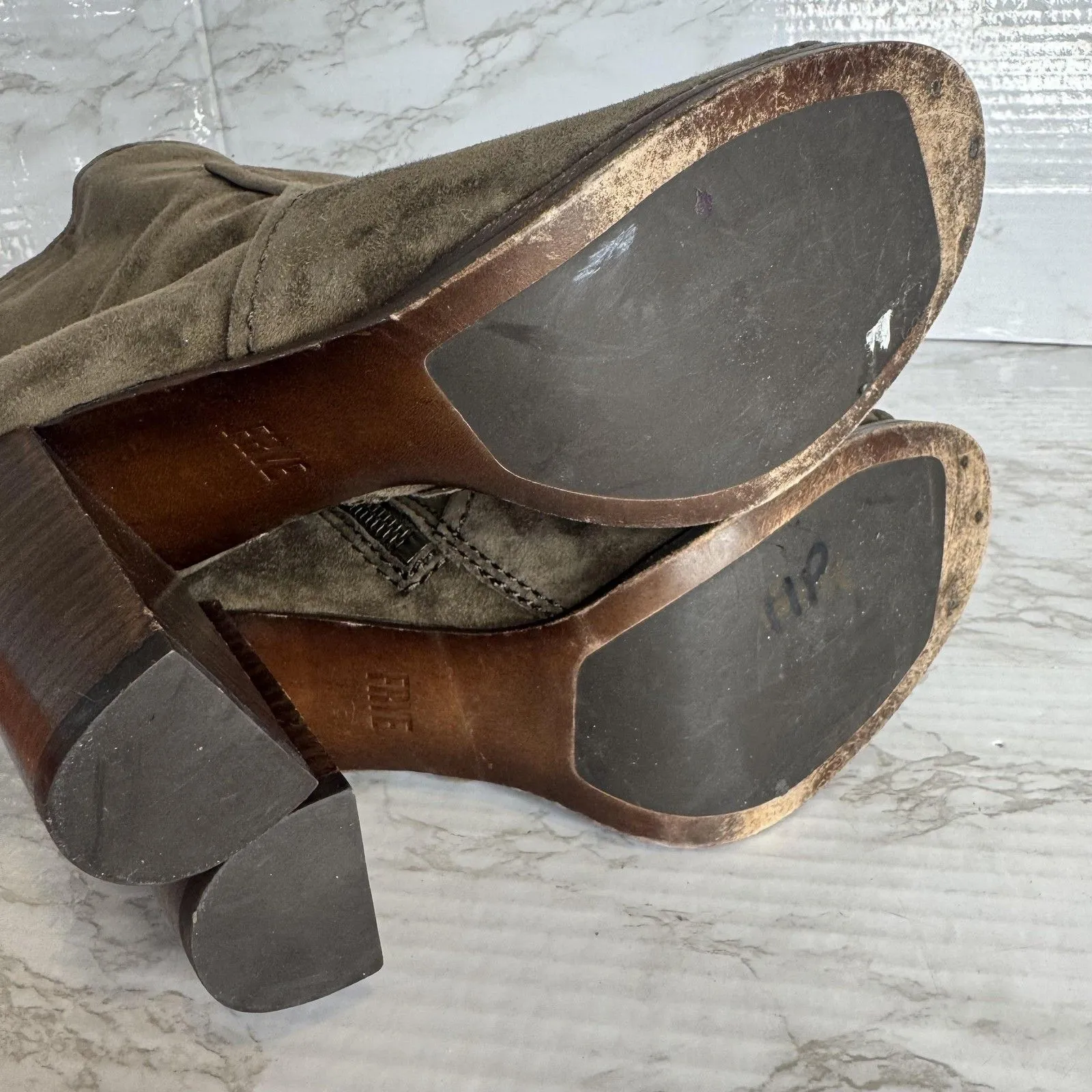 Frye Boots Womens Size 8 M Taupe Suede Peep Toe ankle Booties Stacked Heel - Image 9