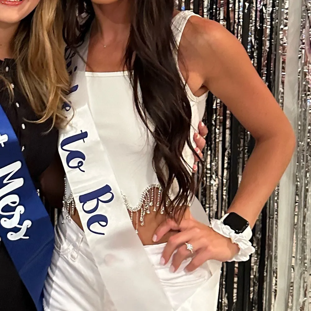 White rhinestone crop top‎ Size XS - Image 4