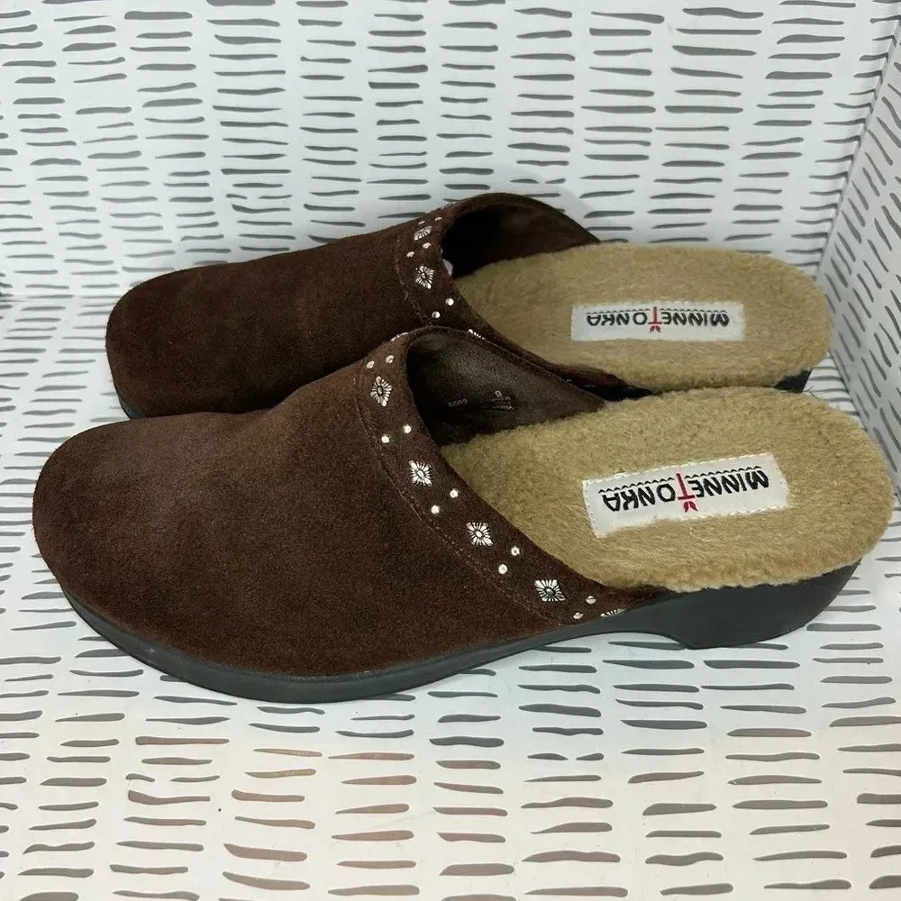 Minnetonka Brown Suede‎ Mules / Clogs Silver Bead Detail Women’s size 9 - Image 2