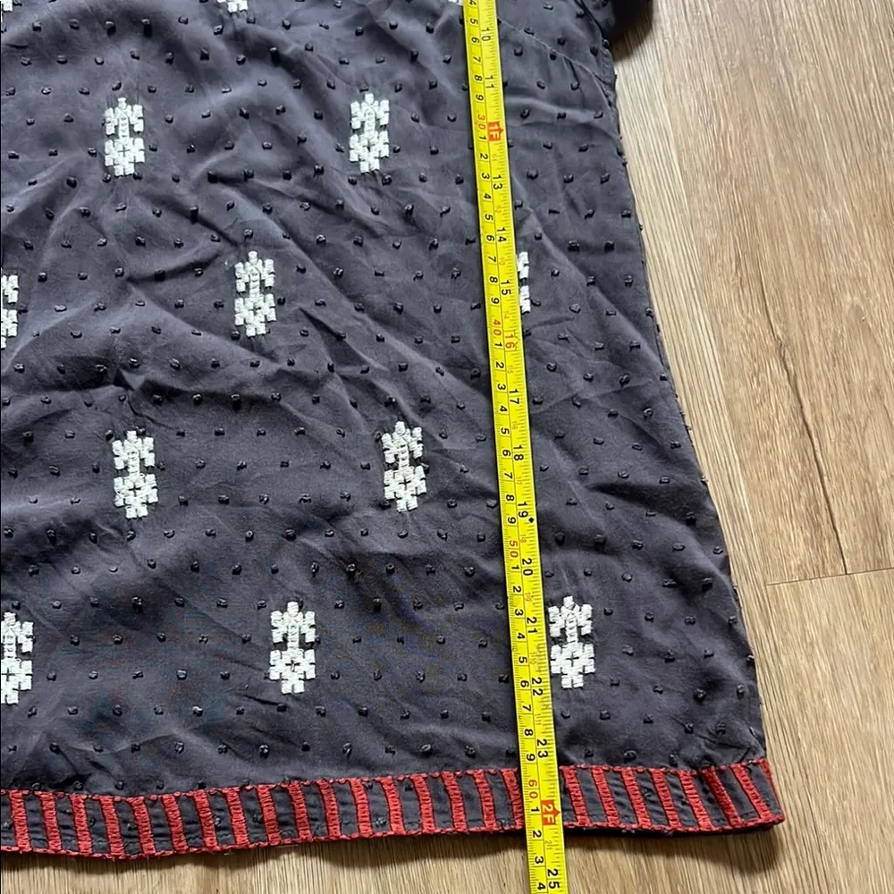 THML Women's Gray and White Embroidered Sheer Top Size M - Image 7