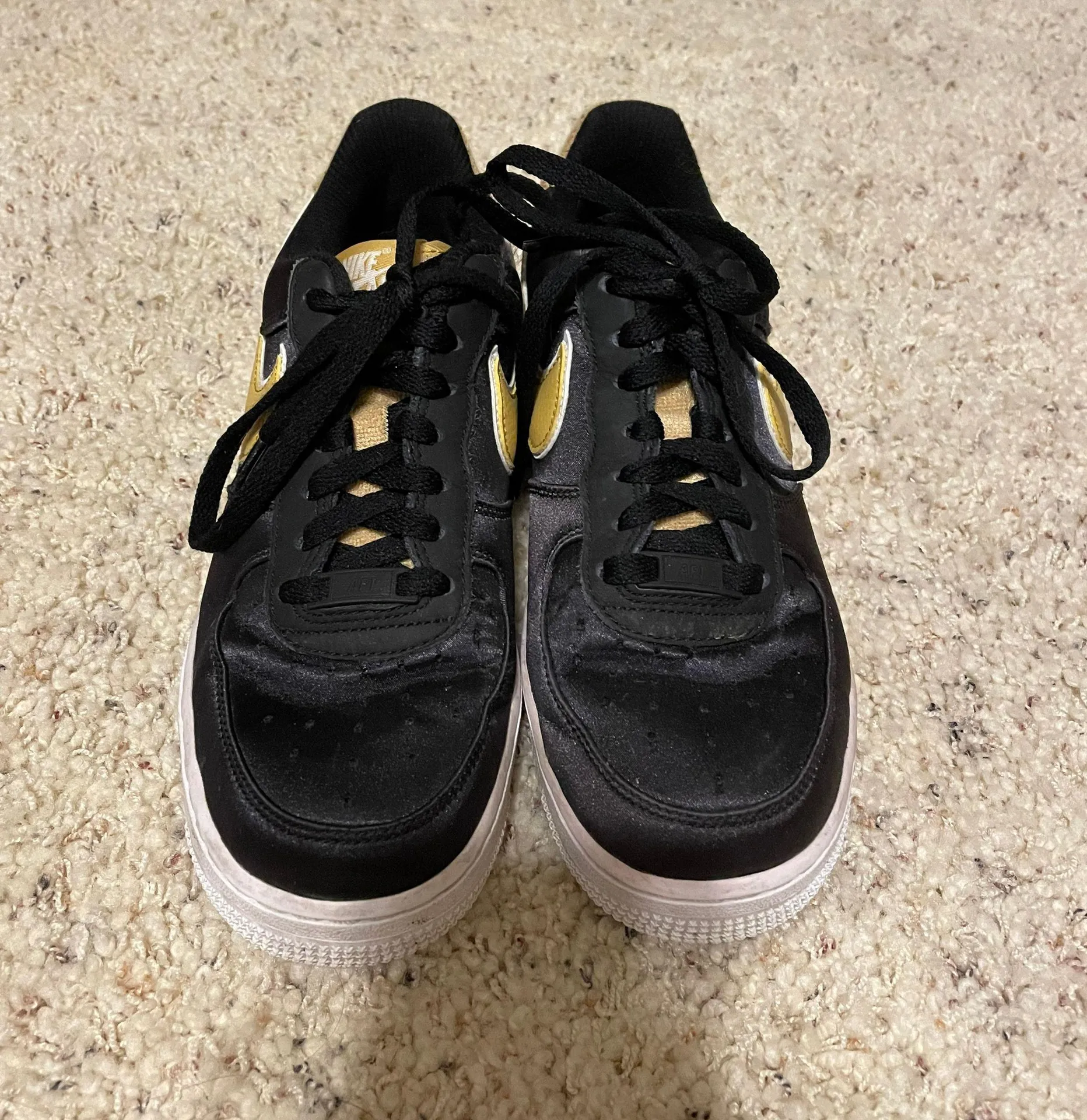 Air Force 1 Low Satin - Image 3