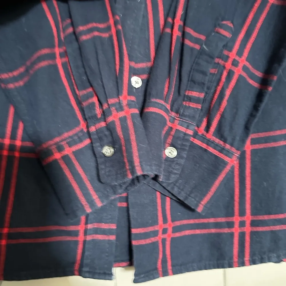 GAP Navy and Red Plaid Shirt - Image 3