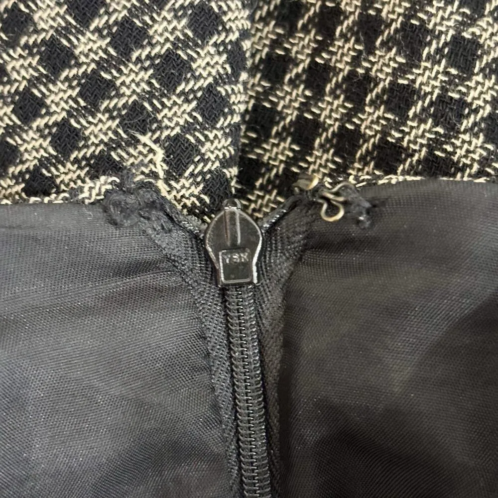 Vintage Emanuel Ungaro Size 6 Petite Gray 100% Wool Houndstooth Wrap Mini Skirt - Image 7