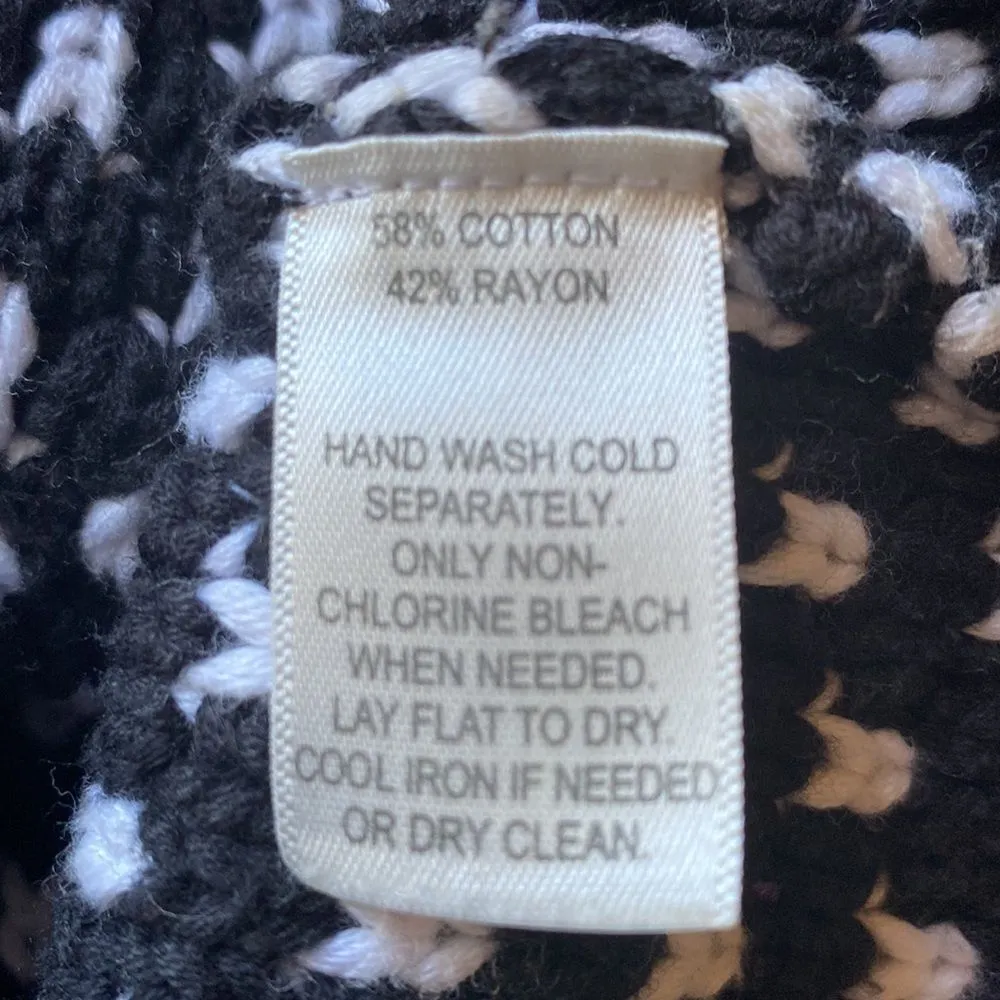 White House Black Market White & Black Chunky Heavy Knit Button Vintage Cardigan - Image 5