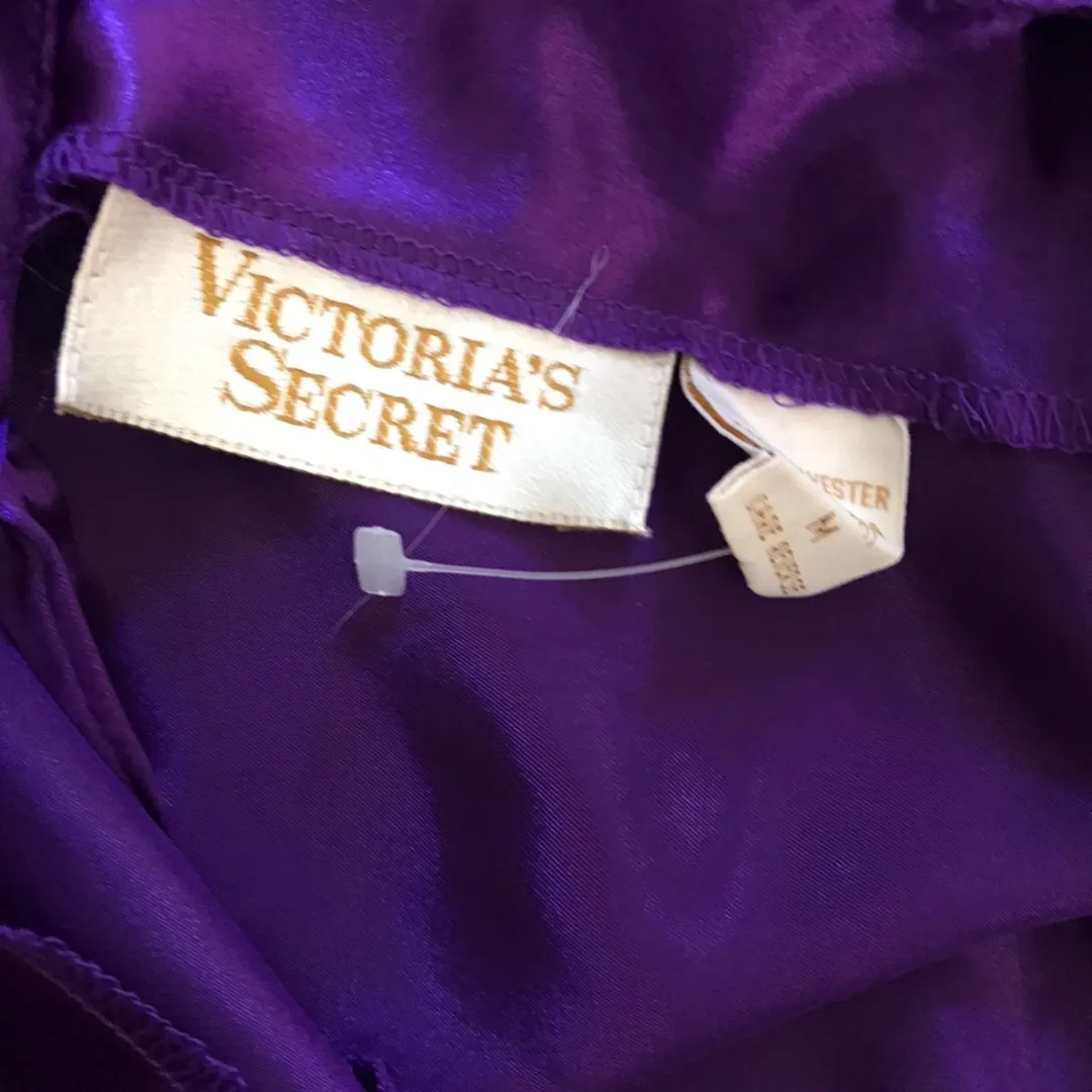Vintage (90’s) Victoria secret Lingerie/night Gown - Image 4