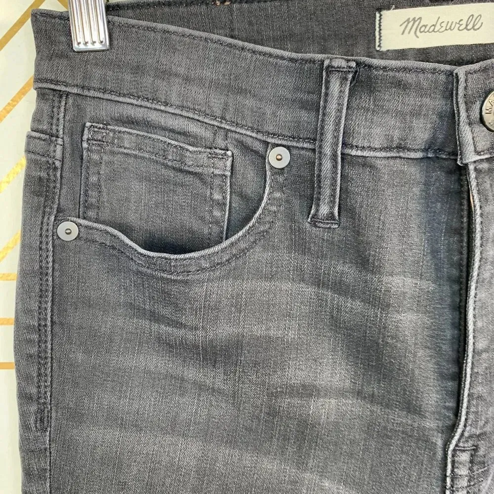 Madewell 9" Mid-Rise Skinny Jeans in Black‎ Sea - Image 5