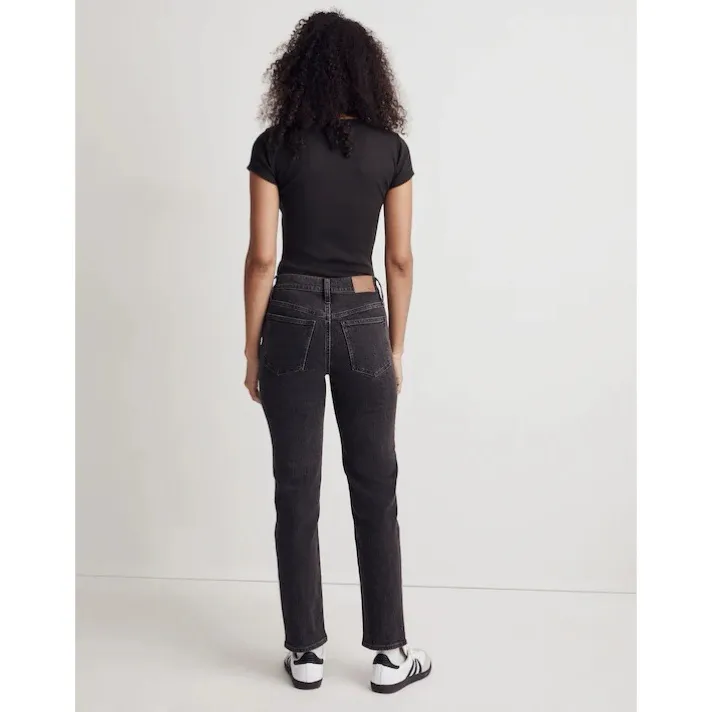 Madewell The Mid-Rise Perfect Vintage Straight Jean in Rosella Wash - Image 3
