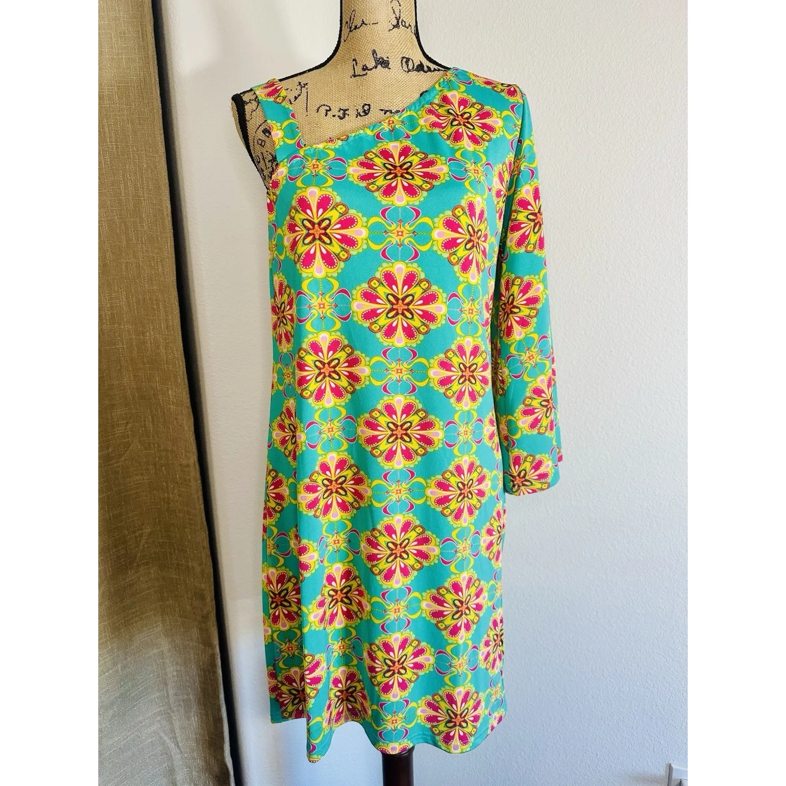 Tracy Negoshian Dress Color: Solstice Off One Shoulder Size Large NWT - Image 2