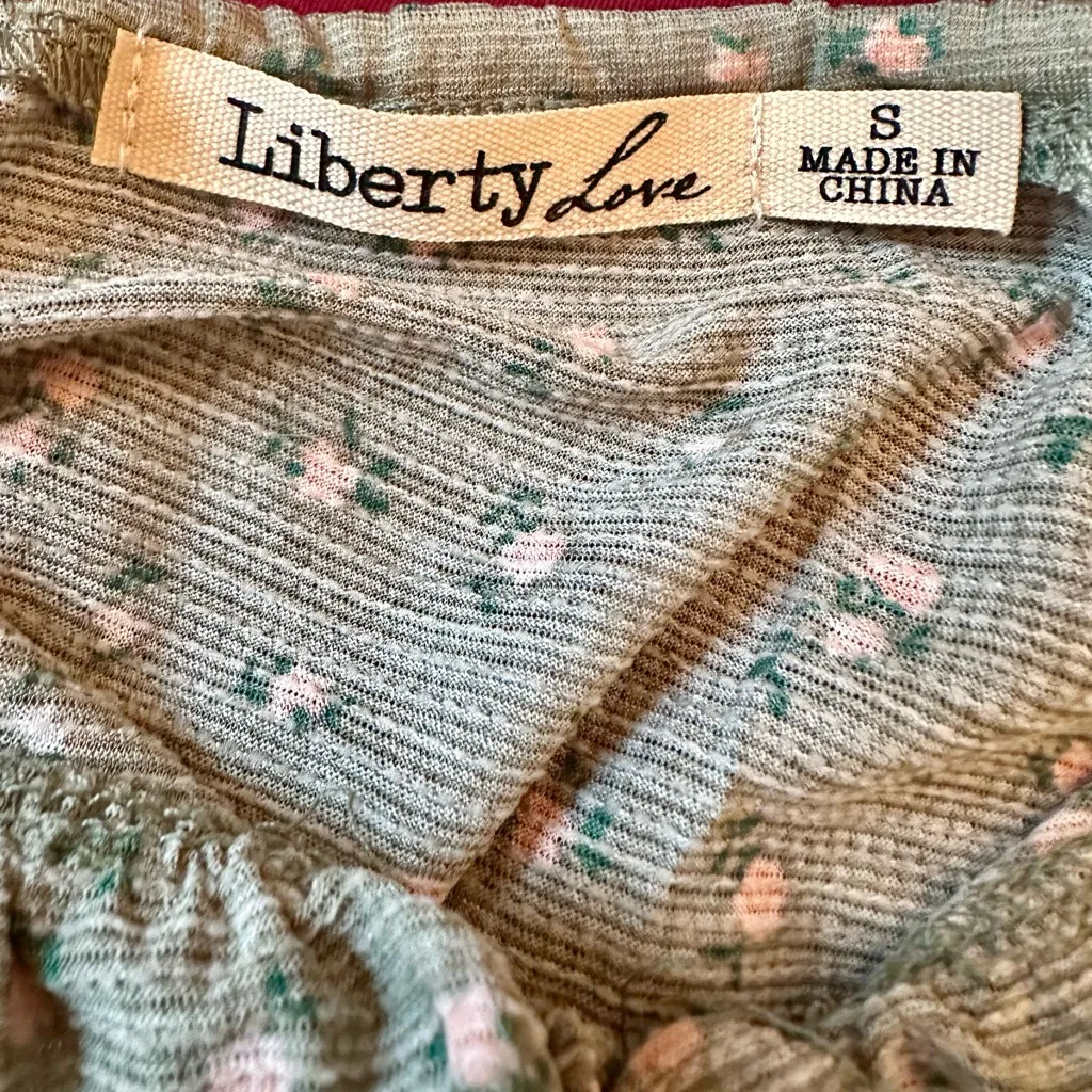Liberty Love - Adorable Floral Dress with Ruffle Detail - Brand new, never worn! - Image 4