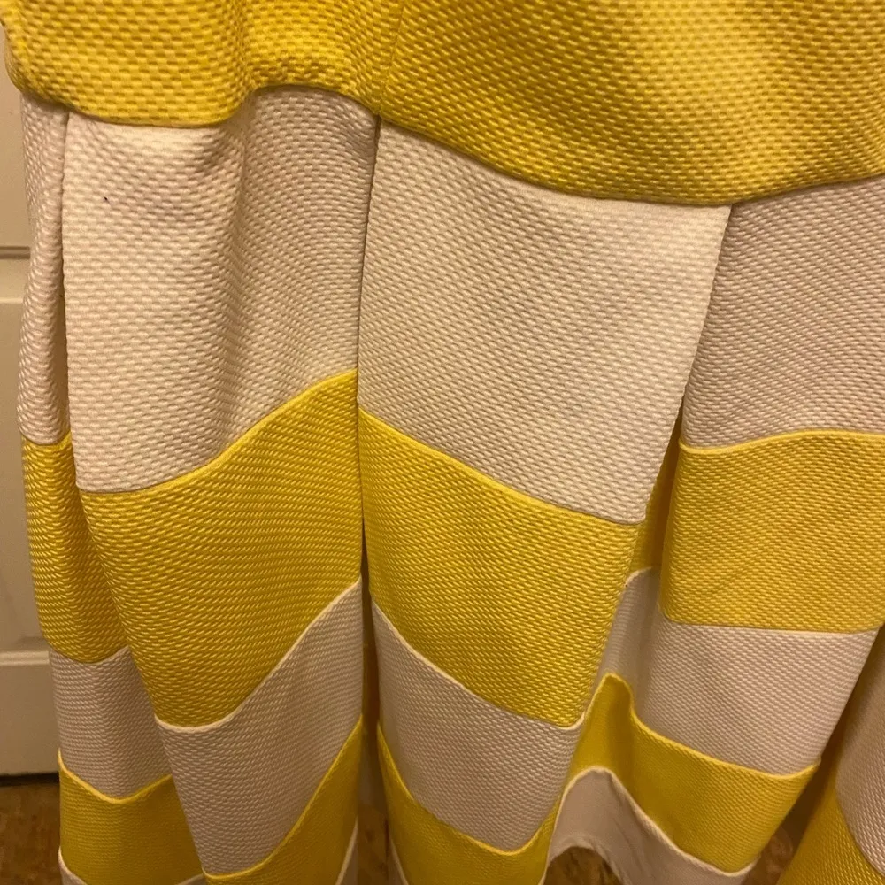 Tiana B SUNNY YELLOW AND WHITE STRIPED DRESS SIZE 14 - Image 3